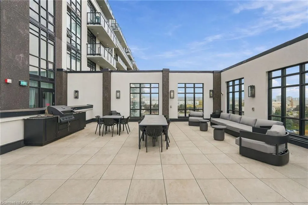 461 Green Road #206
