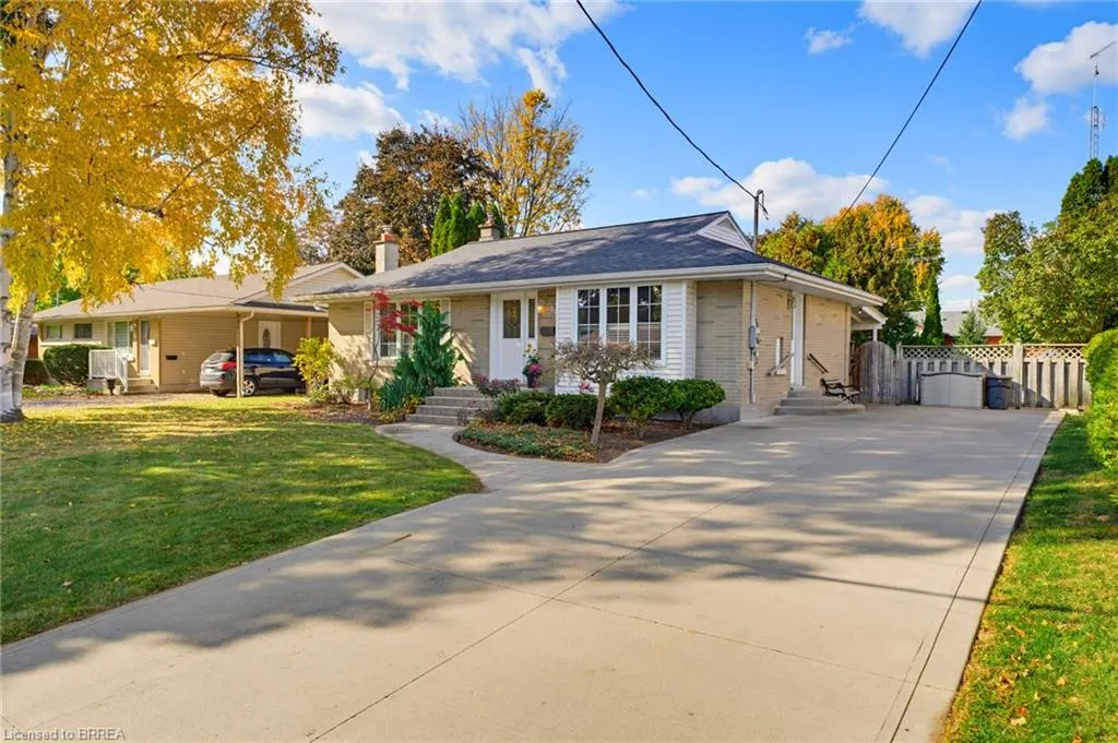 38 Varadi Avenue