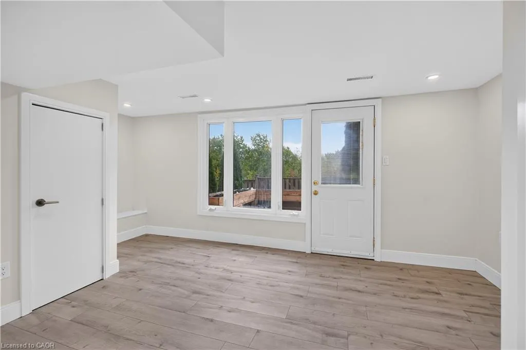7 Briar Lane