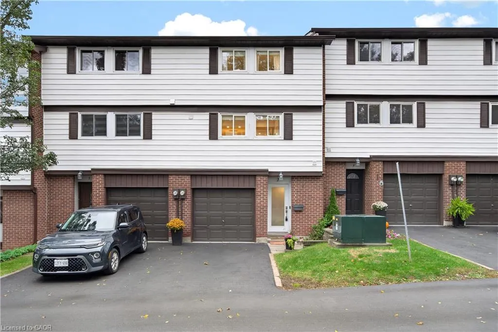 7 Briar Lane