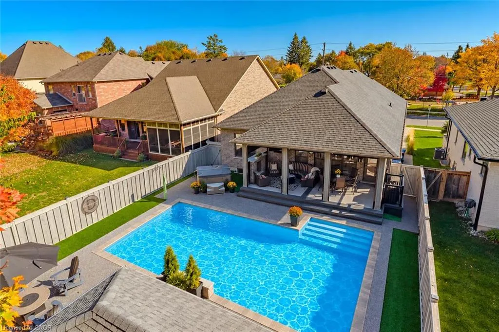 66 Waverley Drive