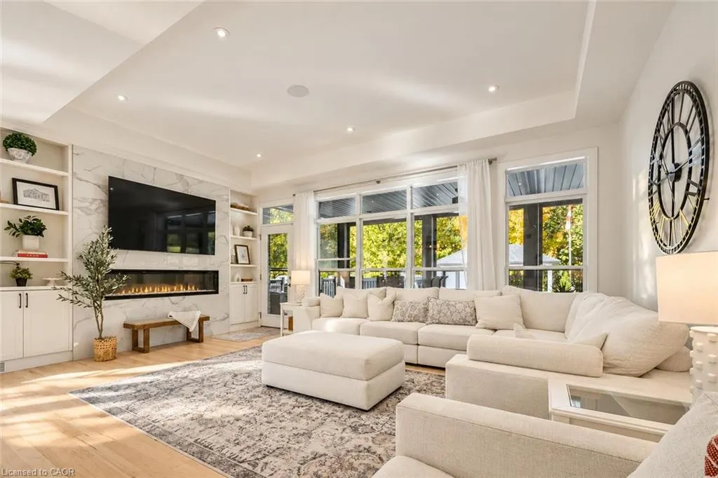 66 Waverley Drive