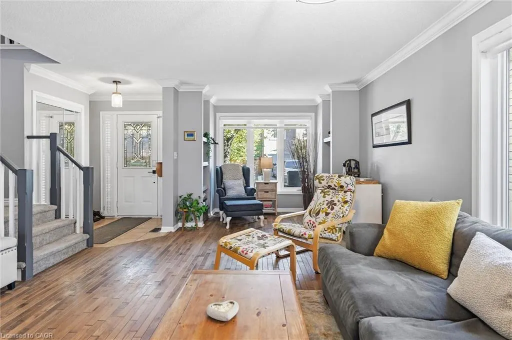 2206 Casselman Court
