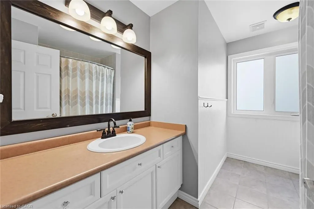 2206 Casselman Court