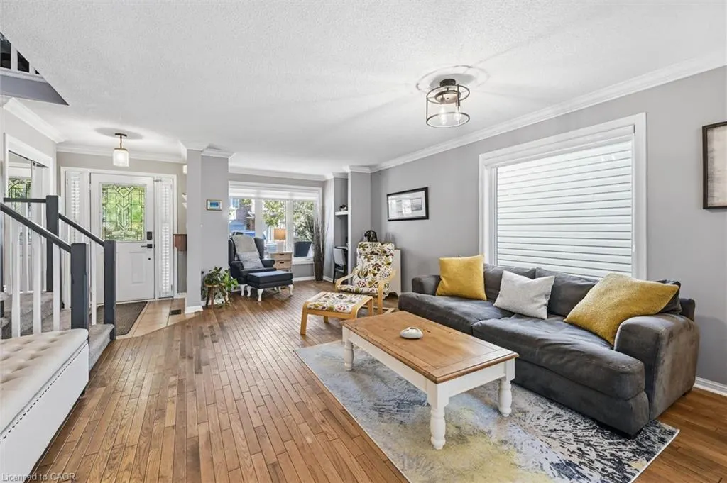 2206 Casselman Court