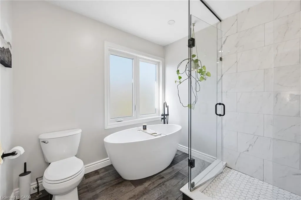 2206 Casselman Court