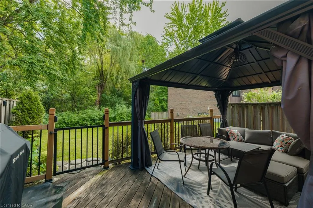 220 Salisbury Avenue #13