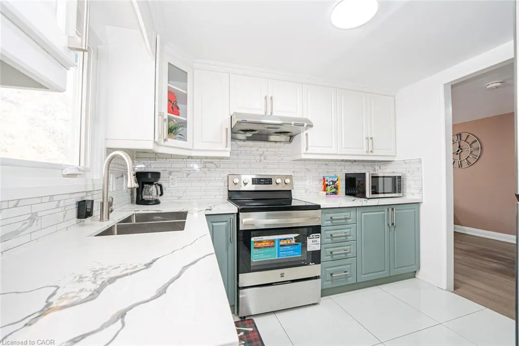 38 Manley Crescent