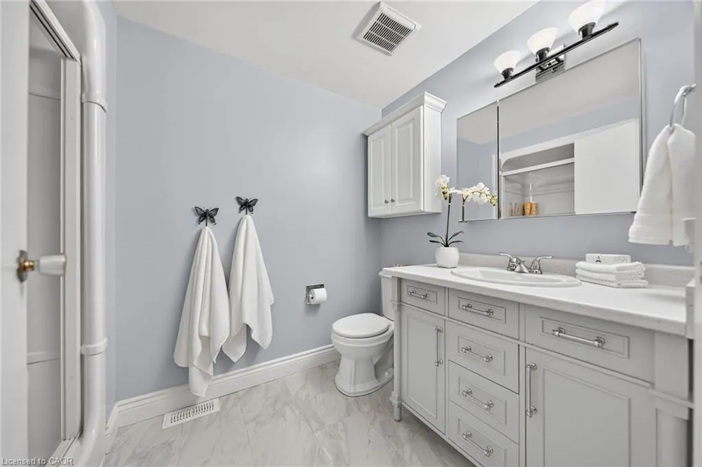 700 Erinbrook Drive #4