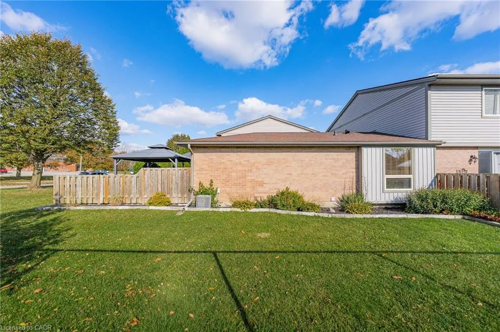 700 Erinbrook Drive #4