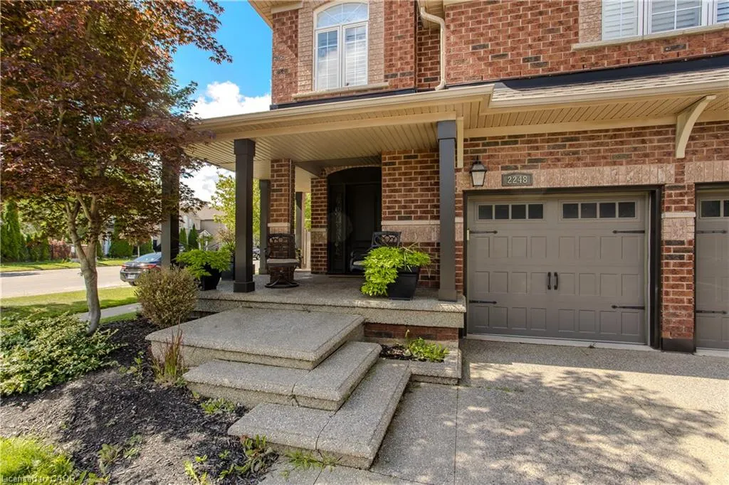2248 Elmside Crescent