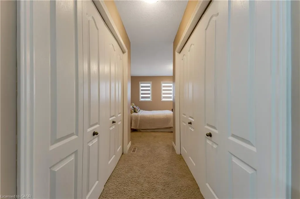 639 Crawford Crescent