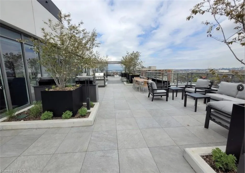 212 King William Street #1109