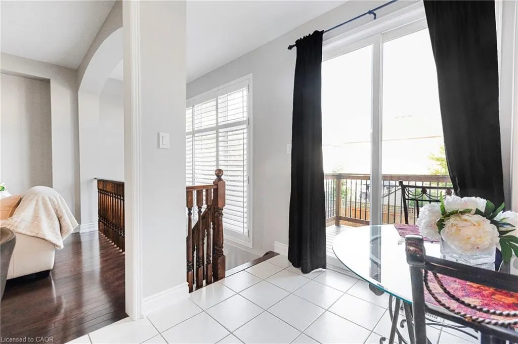 4142 Judson Common