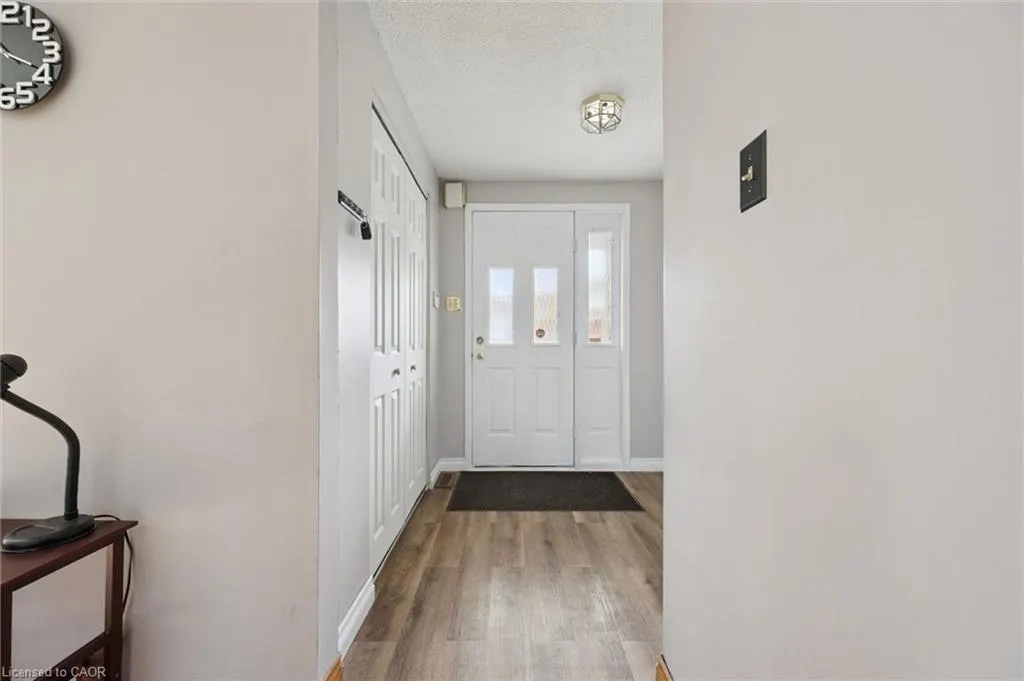 64 Frobisher Court