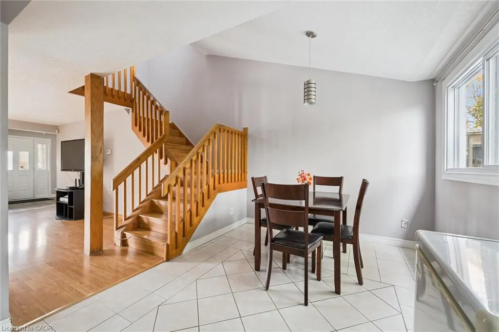 64 Frobisher Court