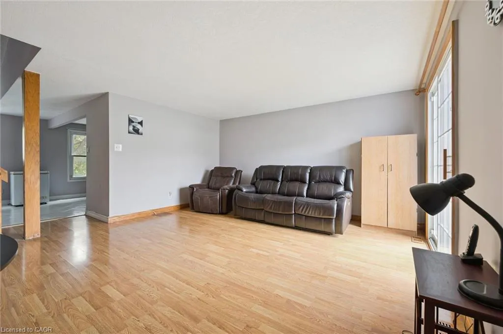 64 Frobisher Court