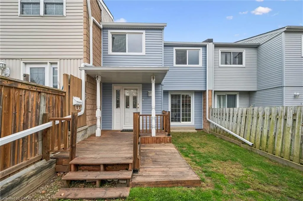 64 Frobisher Court