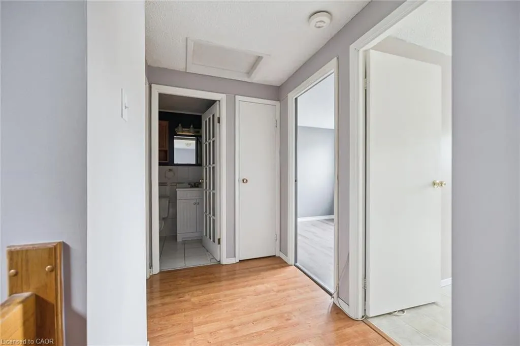 64 Frobisher Court