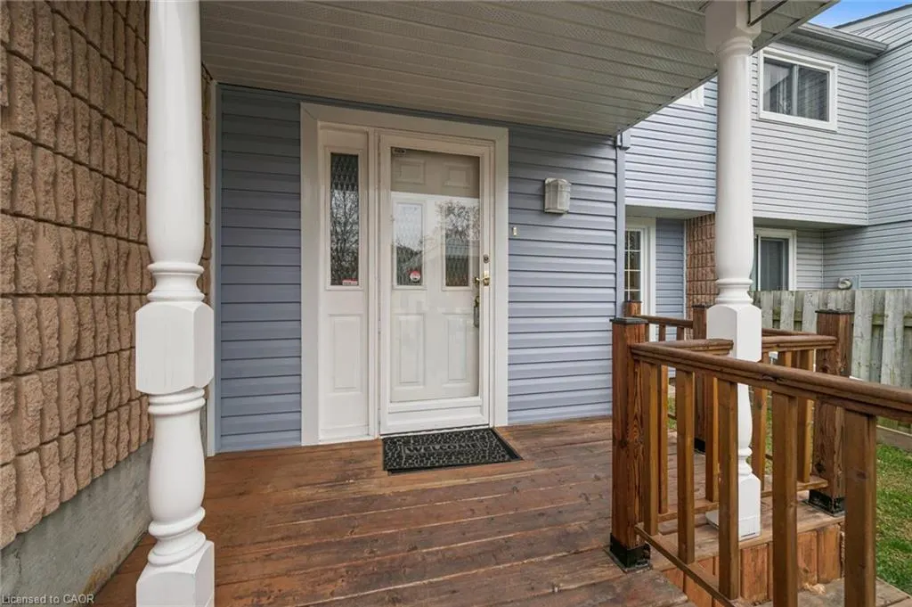 64 Frobisher Court
