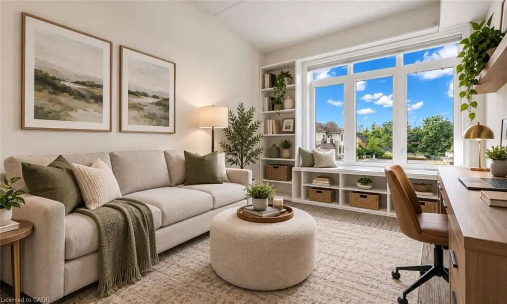 10 Bay Street E #307