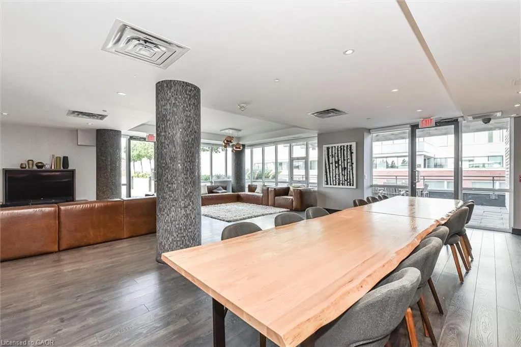 85 Duke Street #1707