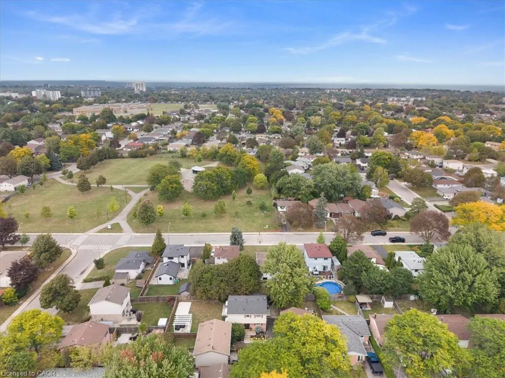 31 Berrisfield Crescent