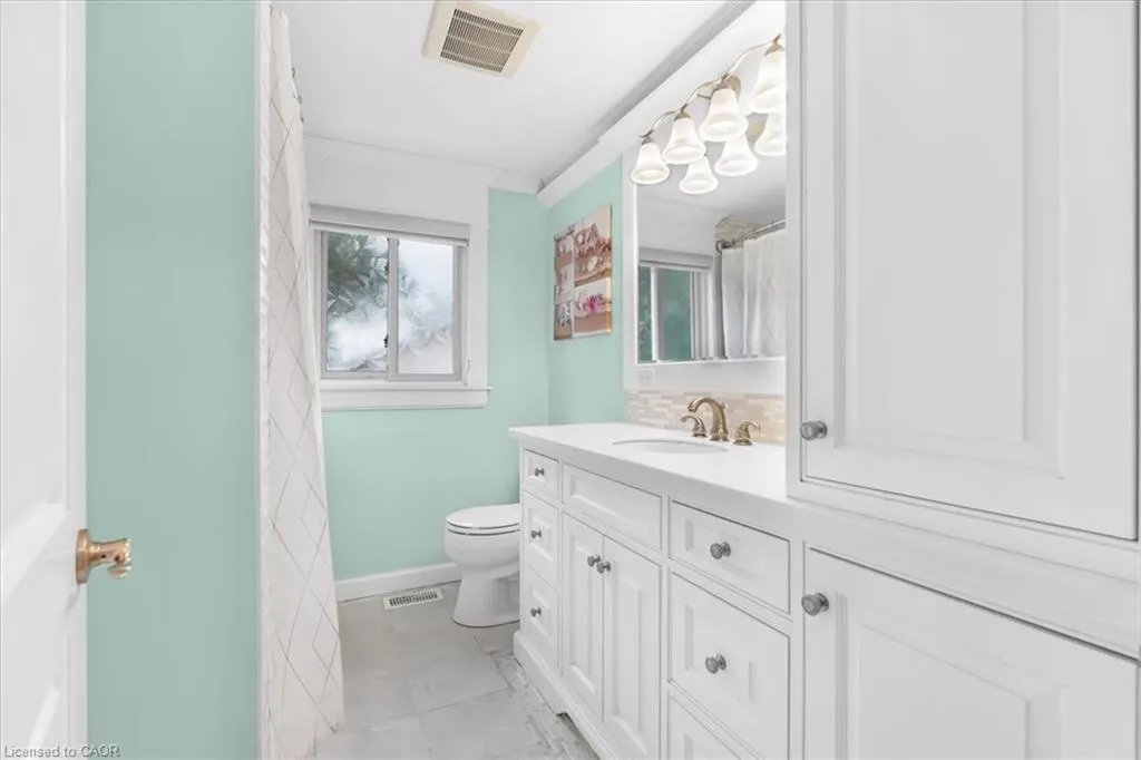 31 Berrisfield Crescent