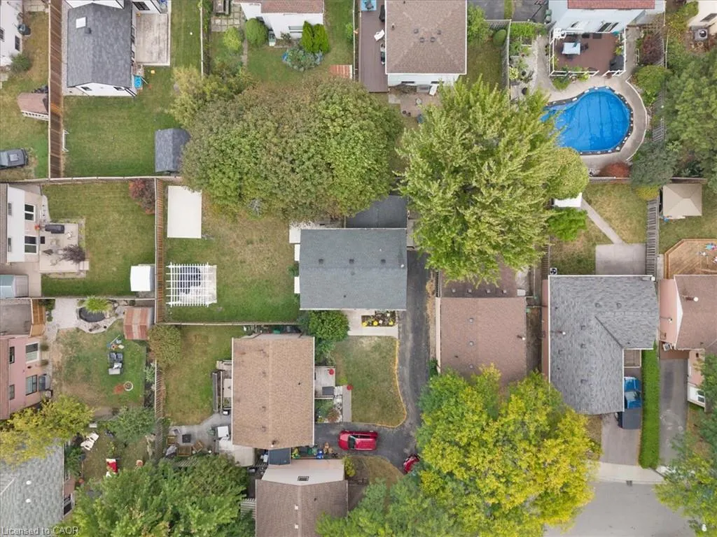31 Berrisfield Crescent