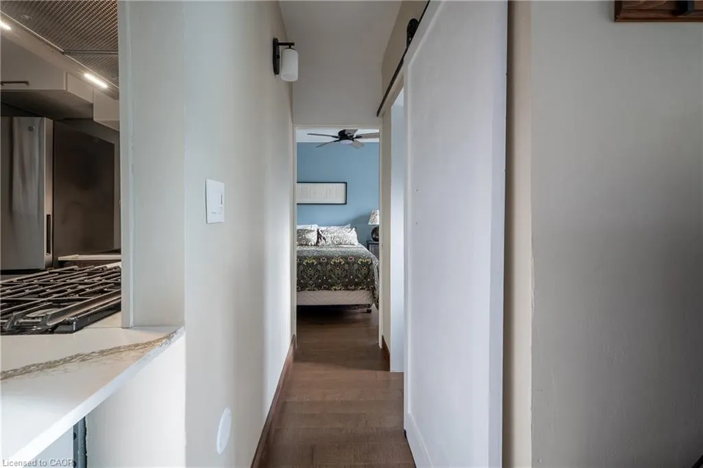 60 Robinson Street #304