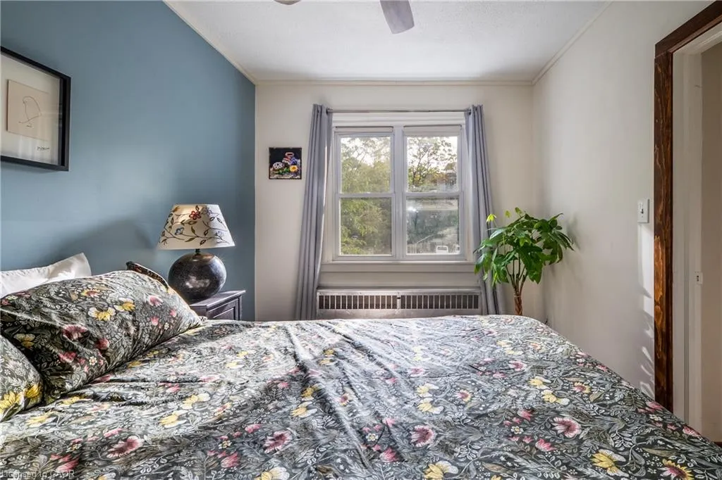 60 Robinson Street #304