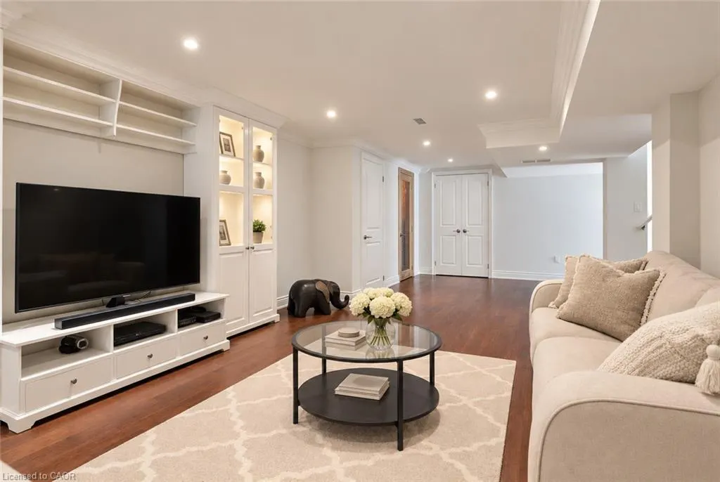 270 Poplar Drive