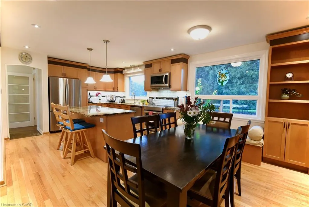 855 Governors Road