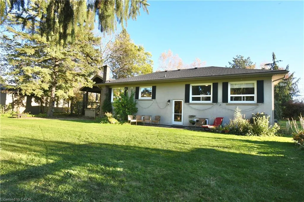 855 Governors Road