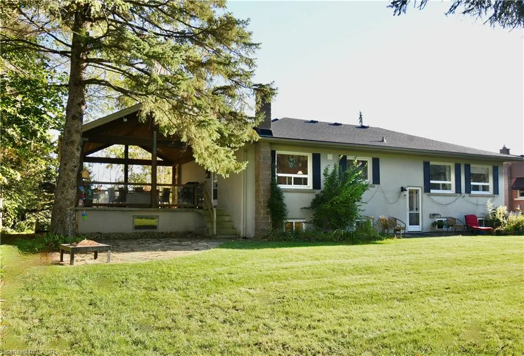 855 Governors Road