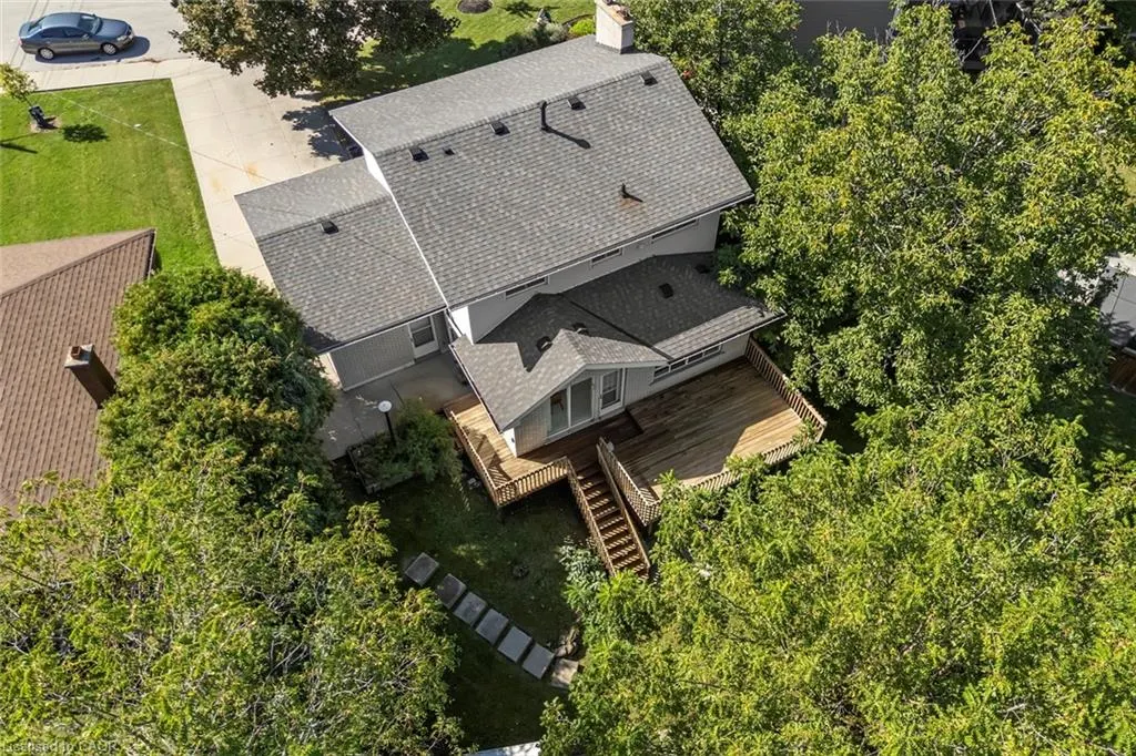36 Buckingham Drive