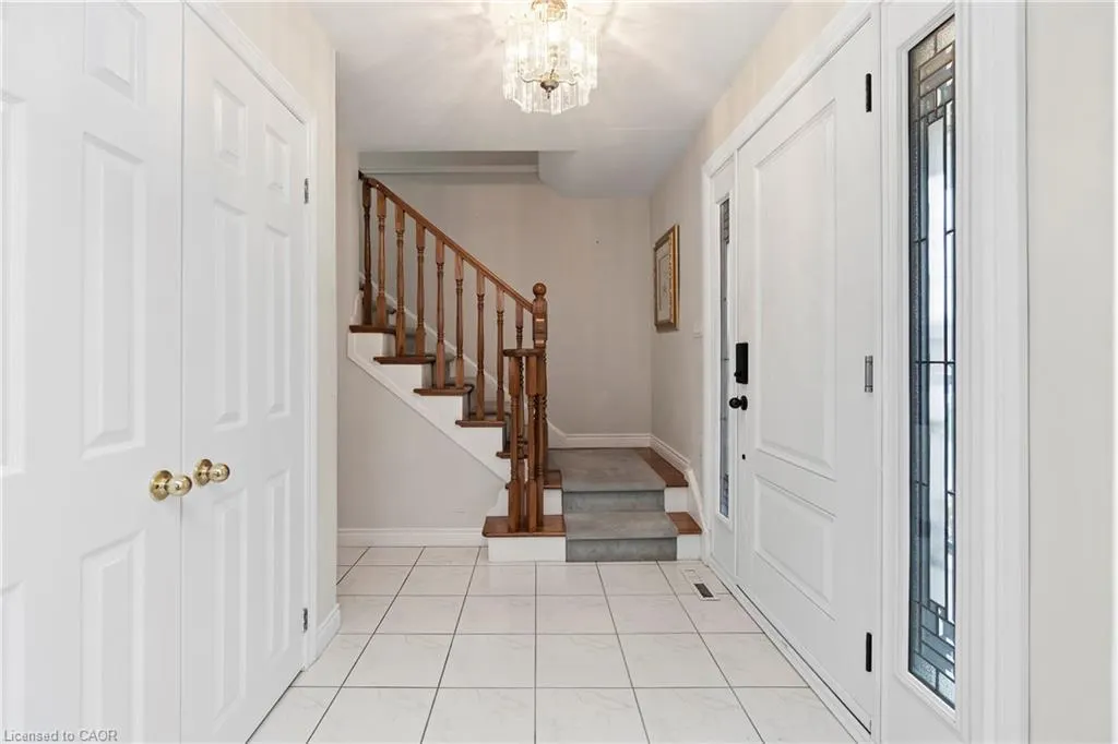 36 Buckingham Drive