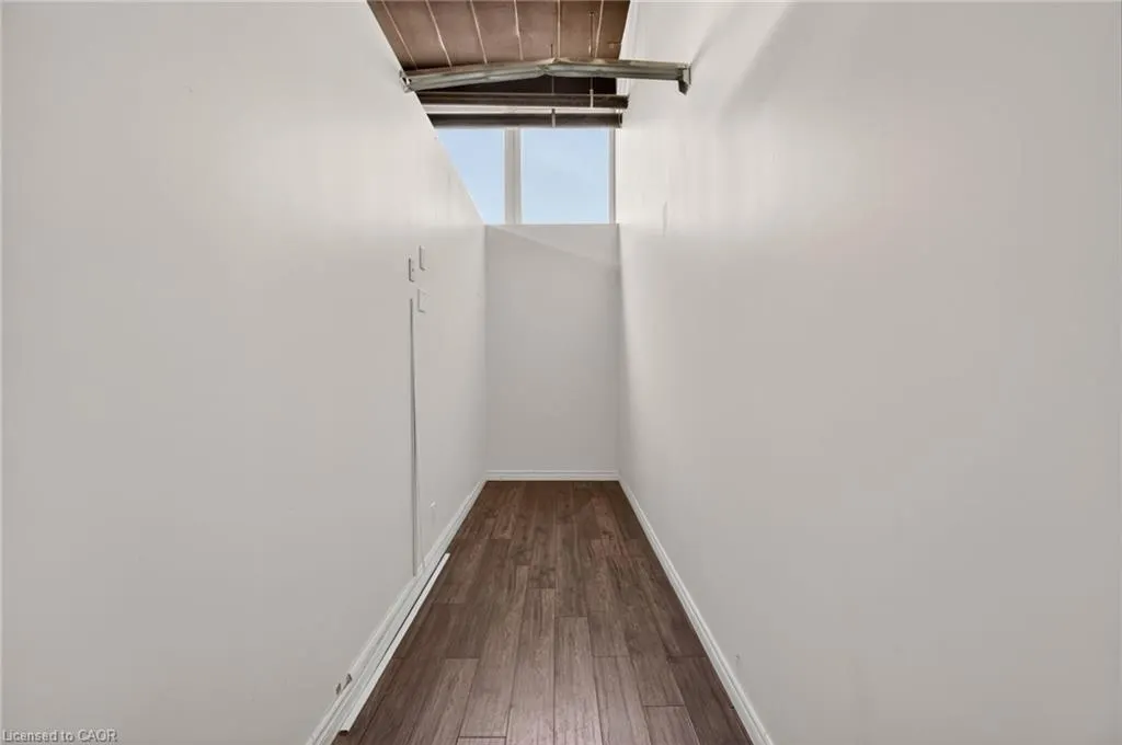 482 S Service Road E #114