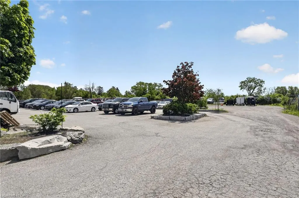 482 S Service Road E #114