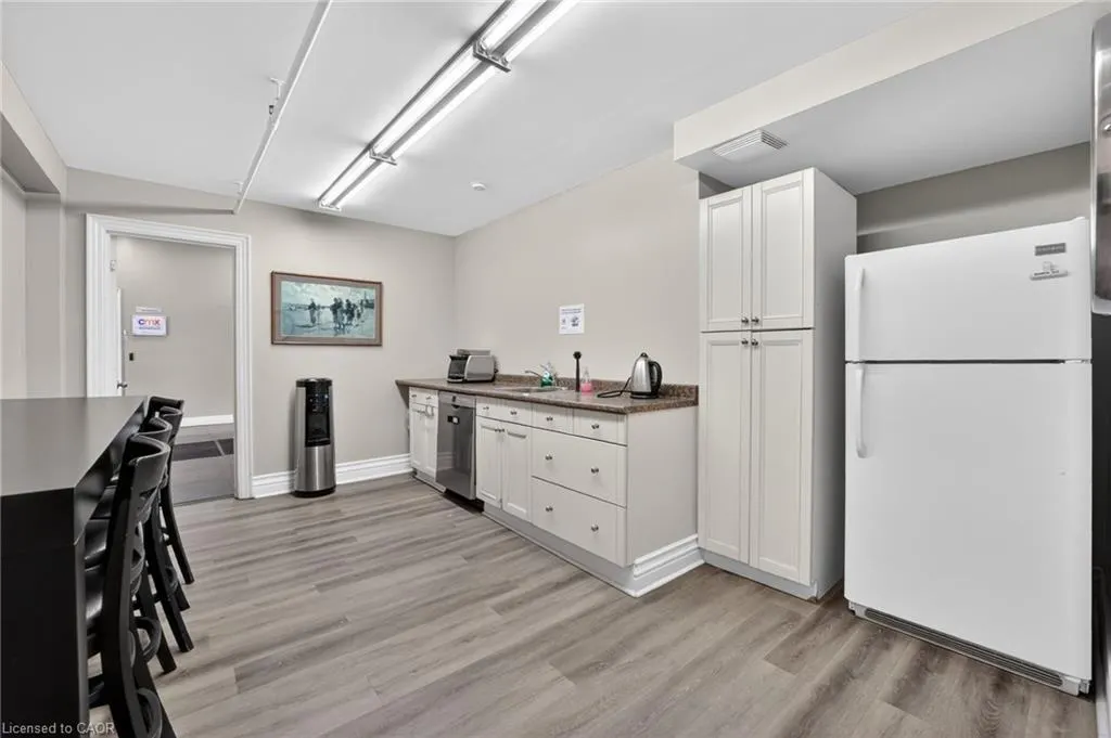 482 S Service Road E #114