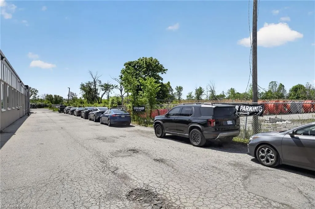 482 S Service Road E #114