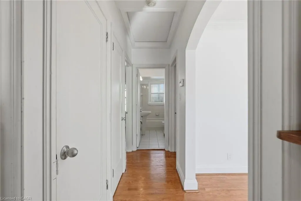 55 Lakeview Avenue