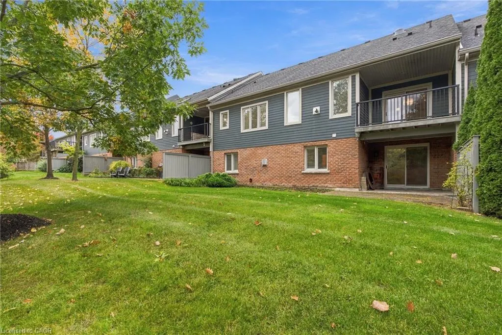 3 Hillside Drive