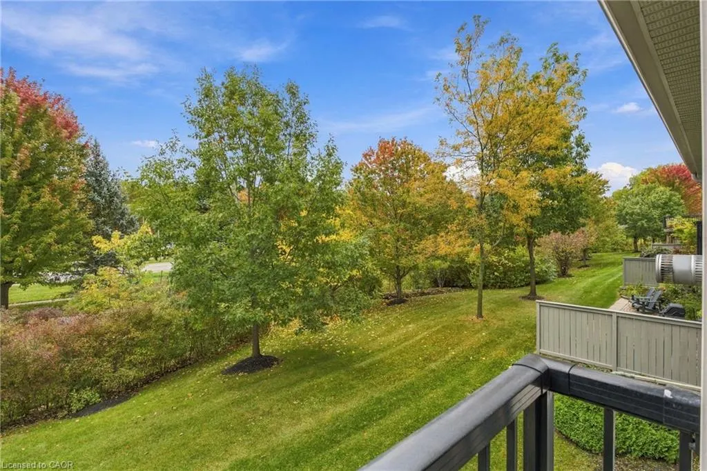 3 Hillside Drive