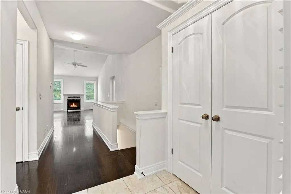 3 Hillside Drive