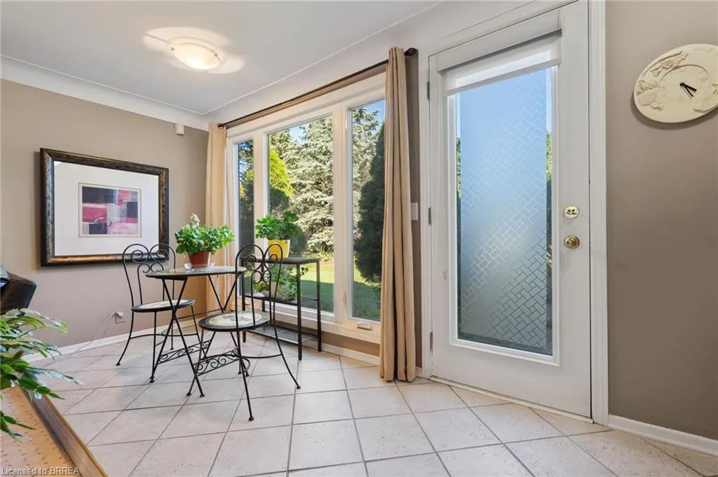 6 Howard Road