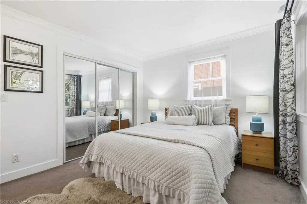 313 North Shore Boulevard W