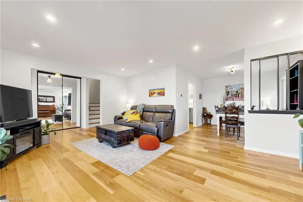 341 Lynnwood Drive