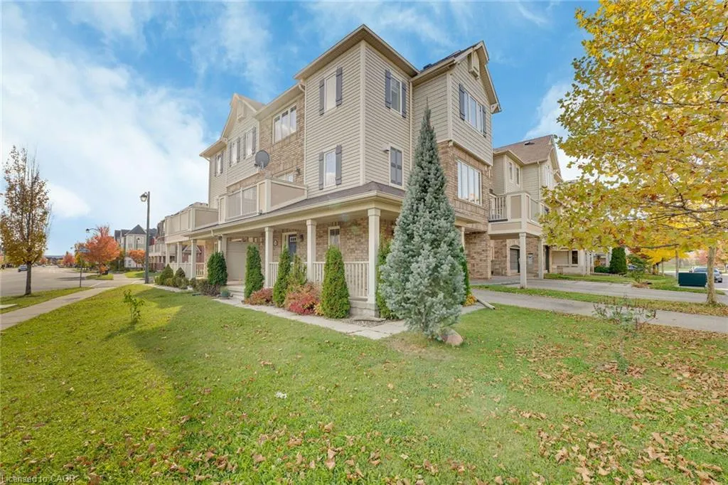 890 Fowles Court