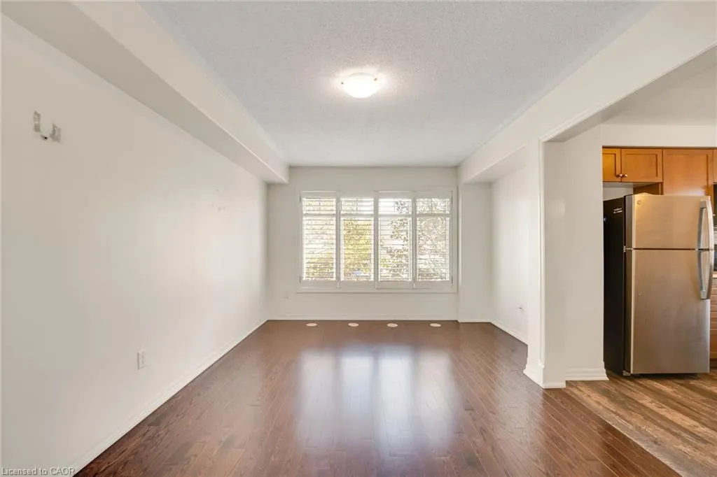 890 Fowles Court